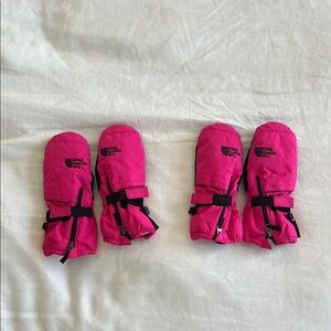 The North Face Twin Kids' Pink Mittens